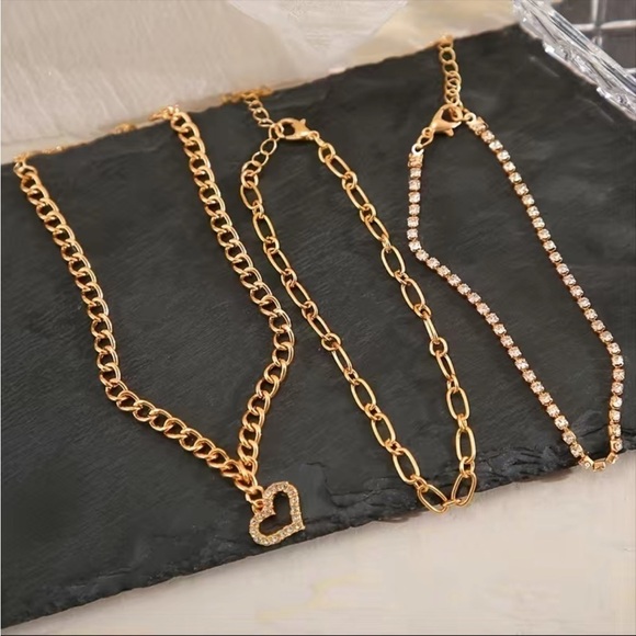 Love Anklet Chain Set of Three Anklets Connected as One Anklet NWT - Picture 4 of 8